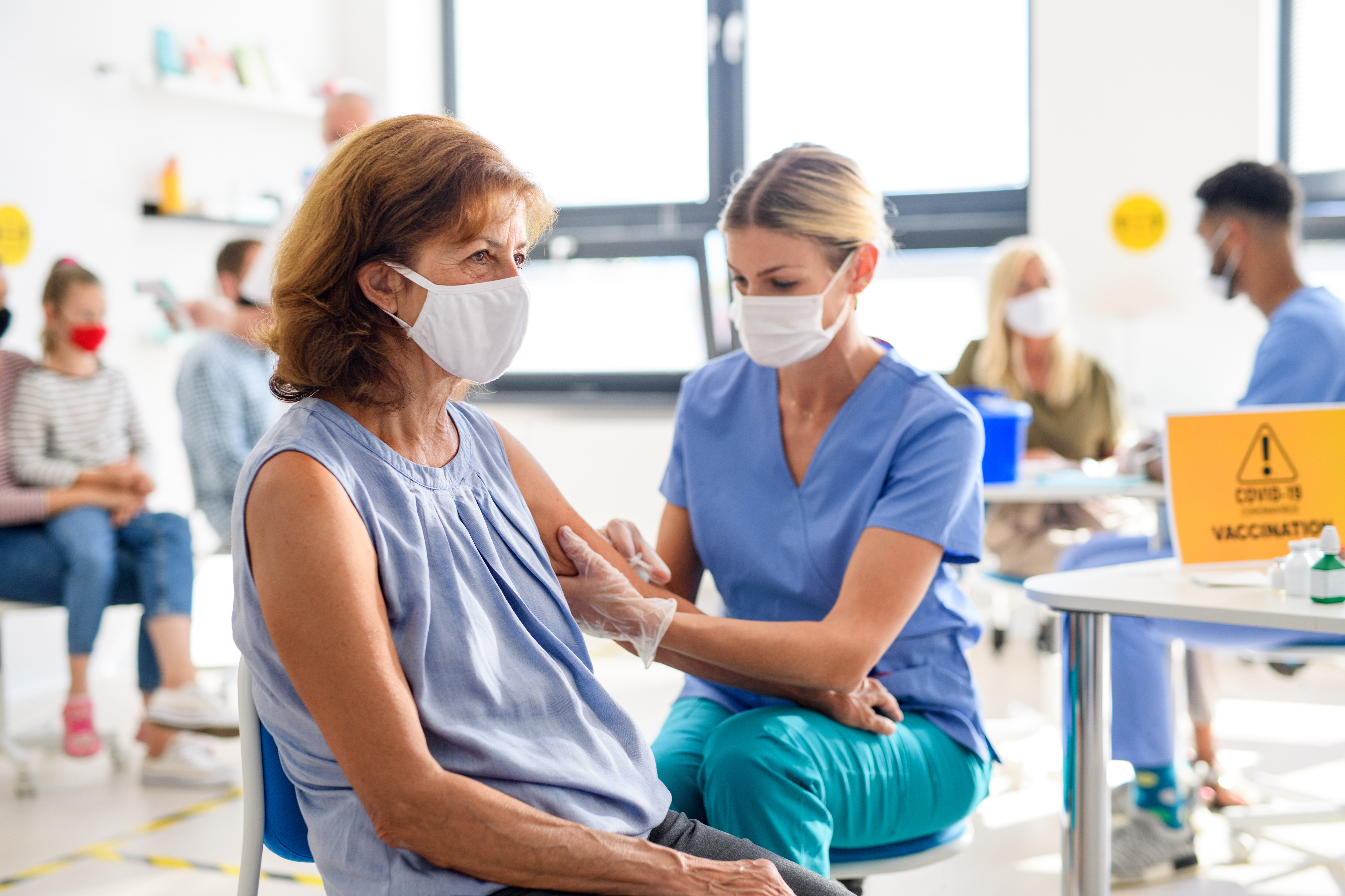 femme vaccin